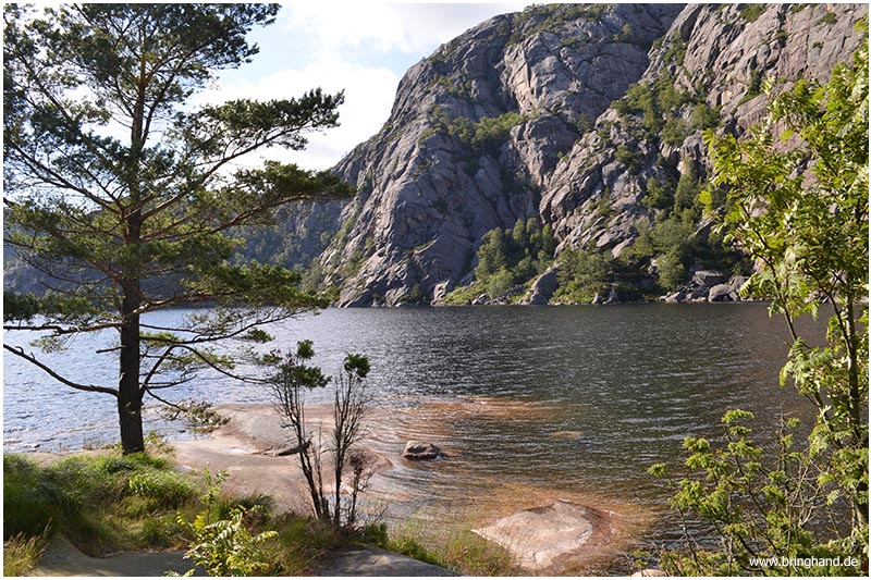 Ein weiterer einladender See in Norwegen