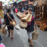 Taschen auf dem Ubud Markt zum Kauf