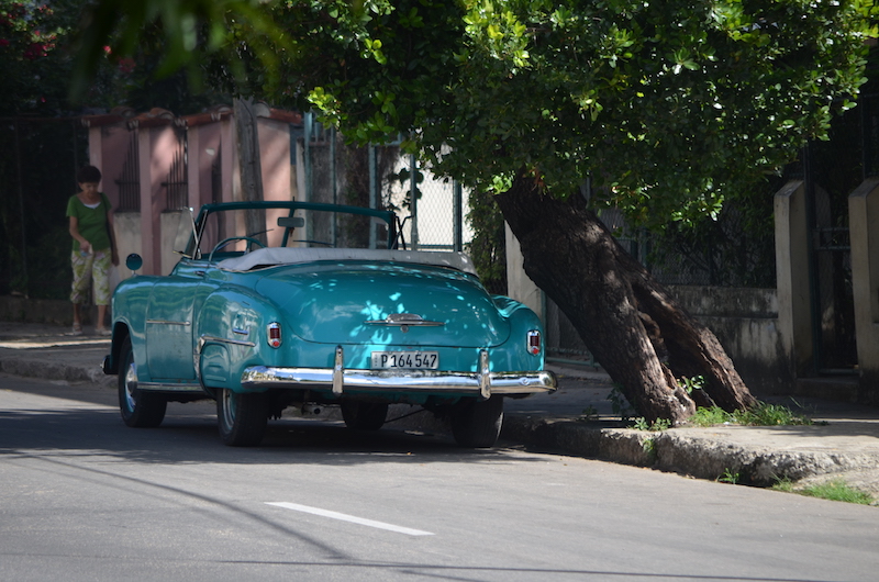 Oldtime im Stadtteil Vedado in Havanna Kuba