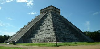 Chichen Itza Pyramide in Mexiko