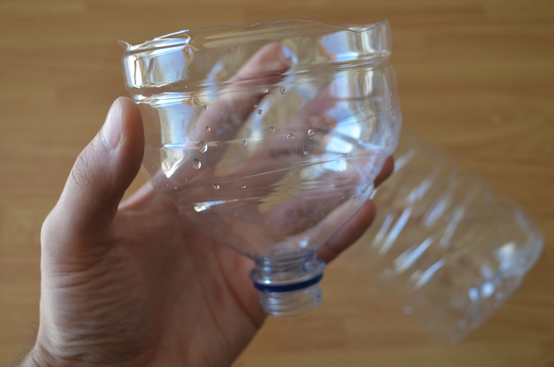 Handfilter oder Trichter aus Plastikflasche