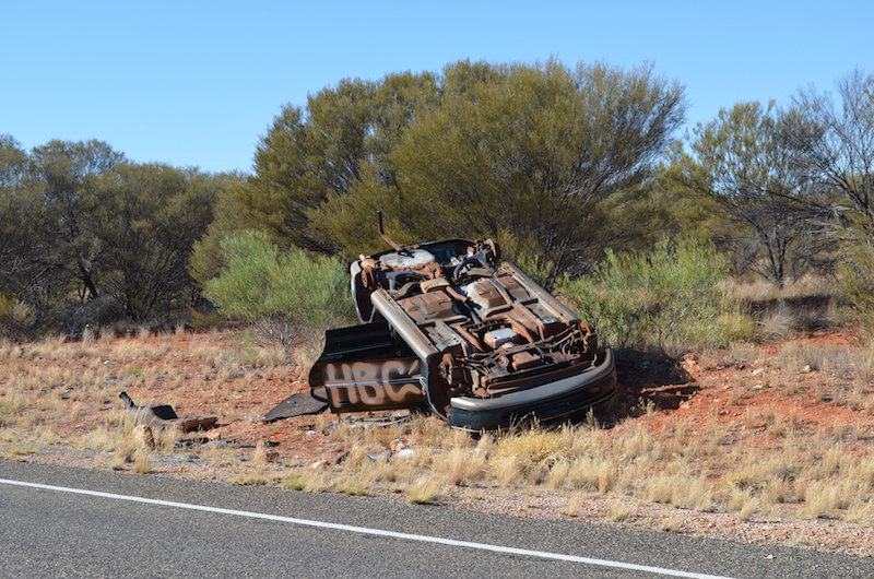Unfallfahrzeuge im Outback von Australien