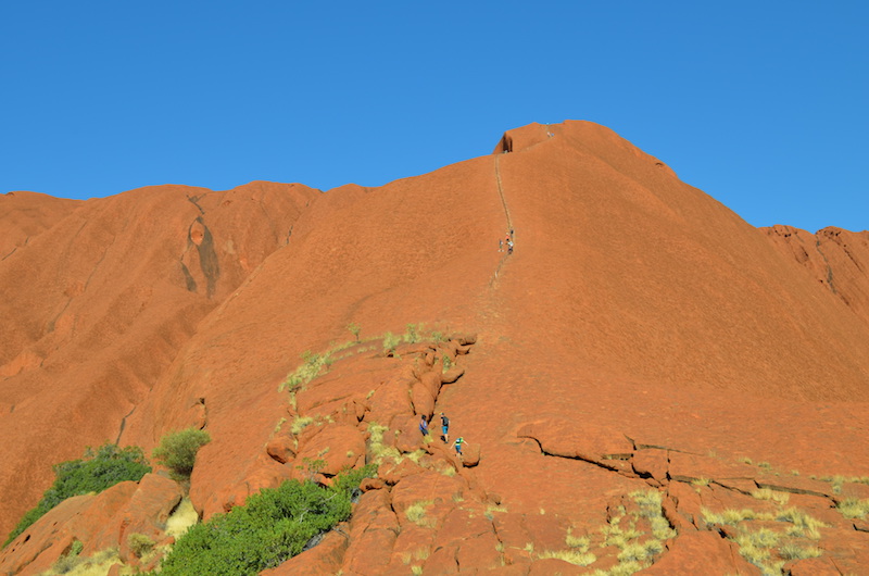 Uluru / Ayers Rock besteigen oder hochklettern in Australien