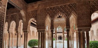 Alhambra in Granada Spanien