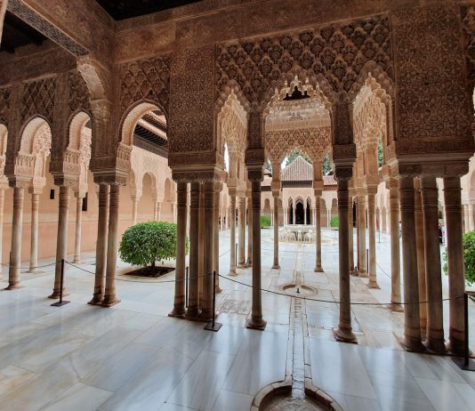 Alhambra in Granada Spanien